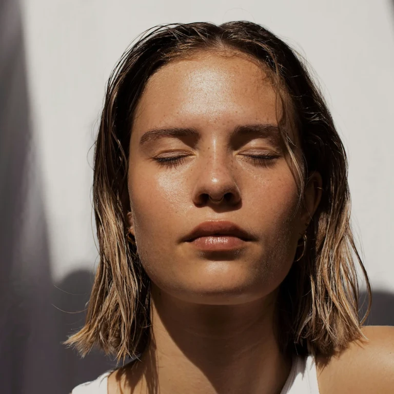 Quels sont les bienfaits du CBD pour les peaux atopiques ?